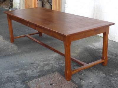 table de ferme en merisier